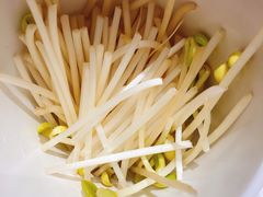黄豆芽-串一火锅(赛格国际购物中心店)