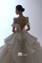 点击看大图 -艾拉·女王婚纱礼服馆