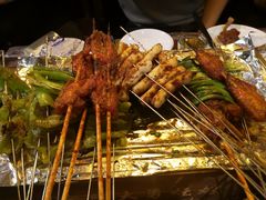 -金陵大勇烧烤·小龙虾·海鲜大咖(竹山路店)