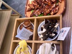 -阿婆情腊排骨火锅(金虹路店)