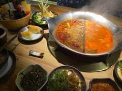 -湊湊火锅·茶憩(杭州湖滨银泰in77店)