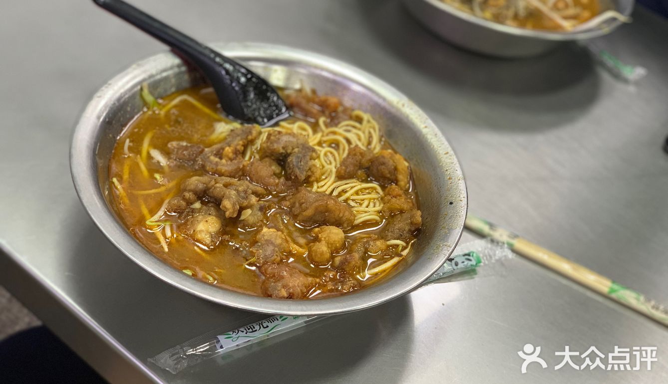 加了閩南人最驕傲的醋肉和炸排骨都很好吃