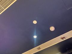 -温莎KTV(珠江路店)