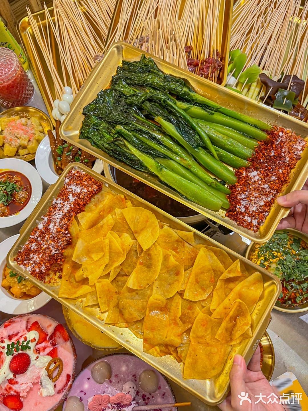 去成都一定要吃这家串串店🔥荔枝冰太绝了