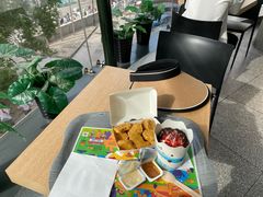 -麦当劳(展览路店)