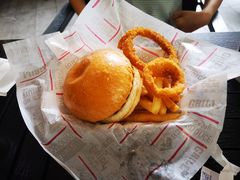 -The Habit Burger Grill 哈比特汉堡(爱琴海店)
