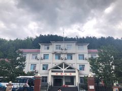-罗田薄刀峰风景区
