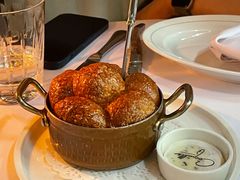 餐前面包黄油-壳里西餐厅Coquille Seafood Bistro(蒙自路店)