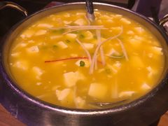 翅汤滚豆腐-涌上外婆桥(海宁银泰城店)