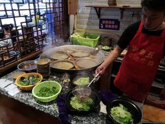 -谢老五跷脚牛肉·非遗传承店