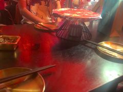 -何师烧烤Pro ·江湖川菜·小龙虾·精酿(太古里旗舰店)