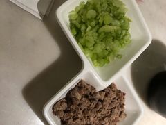 -左庭右院鲜牛肉火锅(浦江欢乐颂店)