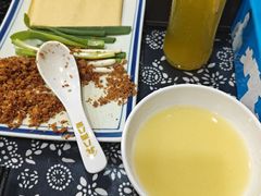 -八两八金·莱芜特色炒鸡(市南漳浦路店)
