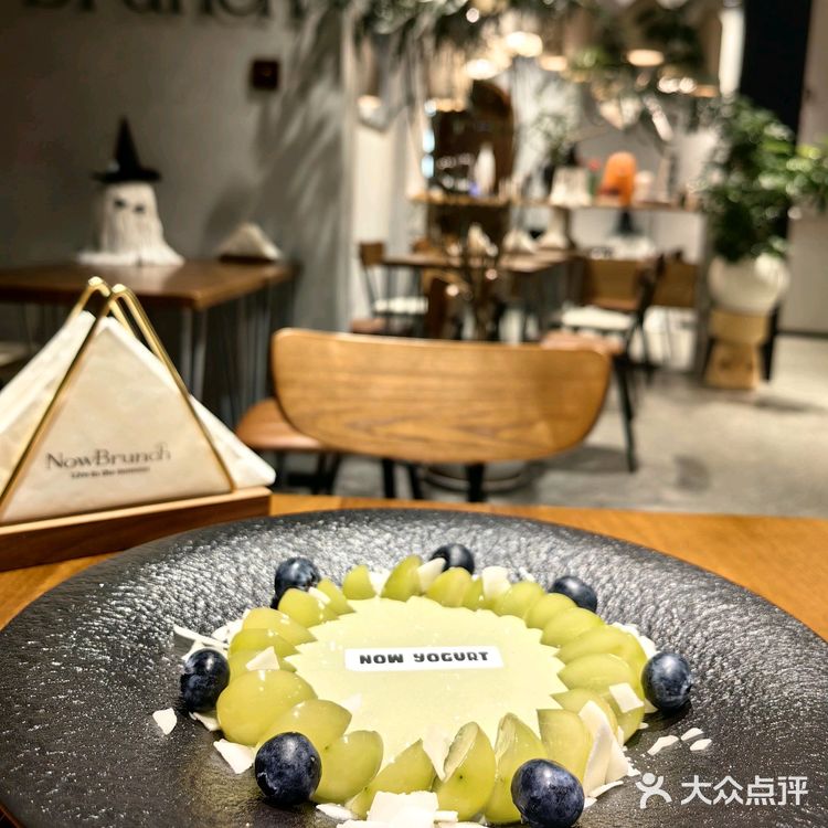 氛围感拉满，甜品也是艺术❗️