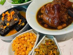 -百春原湖南牛肉粉(百联世纪店)