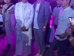 -上海跨国采购会展中心
