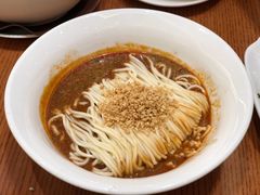 台式擔擔撈麵-鼎泰丰(新港中心店)