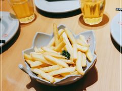 -Lia Cafe Bar Restaurant松山咖啡屋