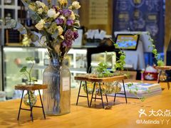 -ZING COFFEE 镜咖啡