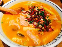 -云海肴·汽锅鸡·云南菜(天山百盛优客店)