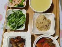 -苏州雏渐肥月嫂