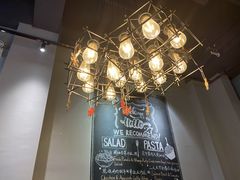 店内布置-HELLO 27 意面·沙拉·帕尼尼
