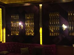 -宝马至尊(桐泾商务广场店)