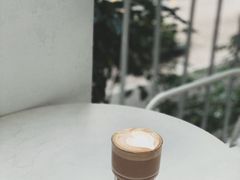 -ADO KAFE(大学城店)