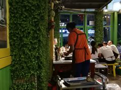 -钢管厂五区小郡肝串串香(奥克斯广场锦城万达店)