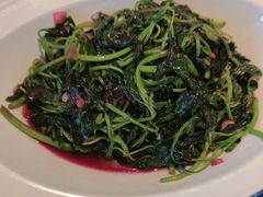 -友明堂.小桃园煨汤(滨江时代walk店)