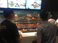 -肯德基(虹桥机场T2北指廊精选外卖点店)
