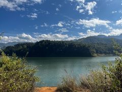 -孔雀湖生态旅游区