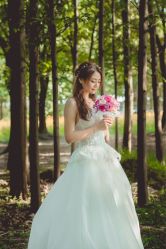 -Flora婚纱礼服定制租赁店