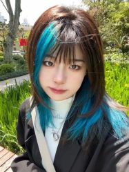 -藤野造型烫发染发