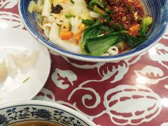 -秦香陕西食府(华贸天地店)