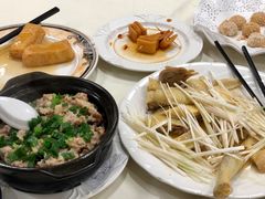 -品香菜馆(旗峰路中侨大厦店)