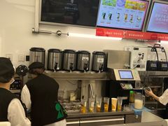 -沪上阿姨·臻选茶饮(上海环球港店)
