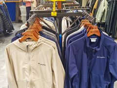 -法雅体育工厂店(皂君庙路店)