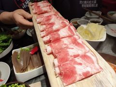 肥牛-热火朝天鲜切牛肉火锅(南强街巷店)
