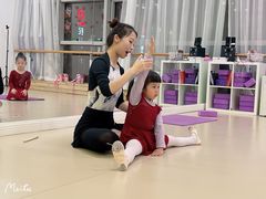 -红舞鞋舞蹈教育(近江校区)