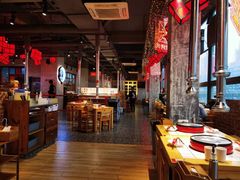 大堂-么肆烤肉·中式自助·烤肉大排档(街道口季佳PAI店)