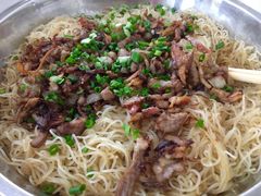 蒸河源米粉-九和鸿禧饭店