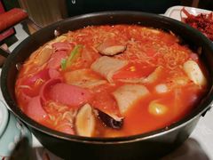 部队年糕火锅-七八冷面·延边朝鲜族美食(欢乐谷店)