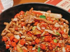 -湘鼎盛·大厨鲜炒湖南味(高新银泰店)