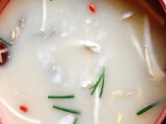 -三人行骨头王火锅(长寿店)