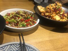 锅巴辣子鸡-山丹丹西北菜(金贸大厦店)