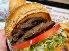 -The Habit Burger Grill 哈比特汉堡(复兴soho店)