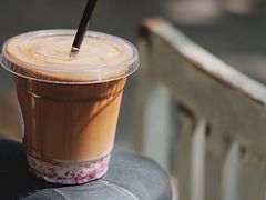 覆盆子拿铁-Joymean coffee.见面咖啡