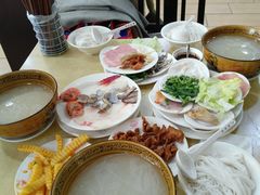 -桥香园云南过桥米线(金马碧鸡店)