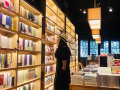 -猫的天空之城概念书店(杭州南宋御街店)